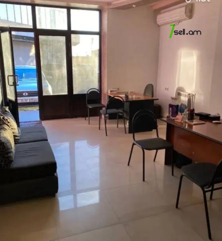 Կոմերցիոն անշարժ գույք Կիևյան փողոցում Արաբկիրում, 130 ք.մ.