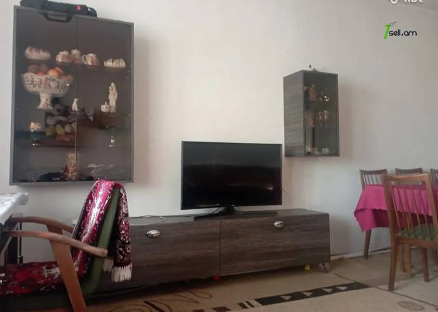 3 սենյականոց բնակարան Ակսել Բակունցի փողոցում, 79 քմ, 7/9 հարկ, կոսմետիկ վերանորոգում