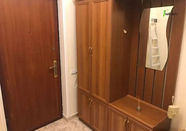 2 սենյականոց բնակարան Սարյանի փողոցում, 50 ք.մ., 2/5 հարկ, կապիտալ վերանորոգված, քարե շենք