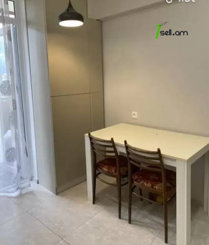 4 սենյականոց բնակարան Ռուբինյանց փողոցում, 83 ք.մ., 10/13 հարկ, դիզայներական ոճով վերանորոգված