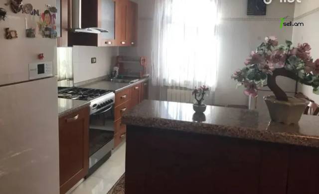 Երեք հարկանի քարե տուն Քեռու փողոցում Արաբկիրում, 377 ք.մ., 3+ սանհանգույց, կապիտալ վերանորոգված
