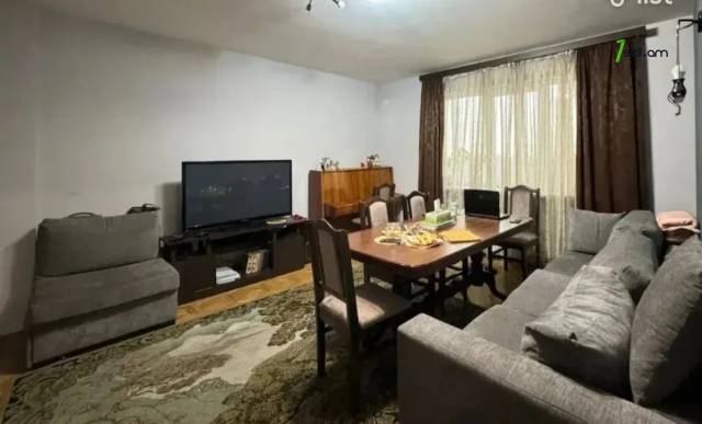 4 սենյականոց բնակարան, Նորաշեն թաղամաս, 97 քմ, 9/16 հարկ, 2 սանհանգույց, կապիտալ վերանորոգված