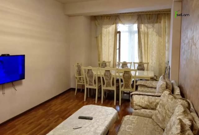 3 սենյականոց բնակարան նորակառույց շենքում Նիկողայոս Ադոնցի փողոցում, 86 ք.մ., 2/8 հարկ