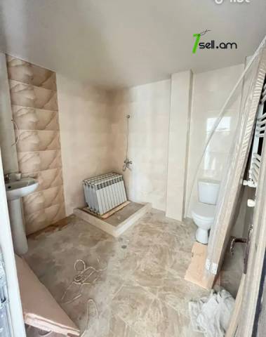 3 սենյականոց բնակարան նորակառույց շենքում Աղաբաբյան փողոցում, 65 քմ, 3/5 հարկ, բարձր առաստաղներ