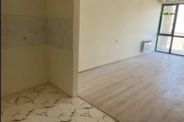 2 սենյականոց բնակարան նորակառույց շենքում Ռոստոմի փողոցում, 60 ք.մ., 6/15 հարկ, բարձր առաստաղներ