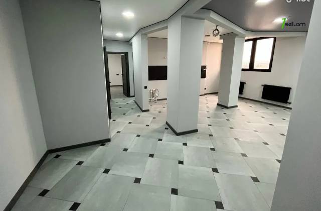 3 սենյականոց բնակարան, Նորաշեն թաղամաս, 80 քմ, 12/16 հարկ, 2 սանհանգույց, մի քանի պատշգամբ