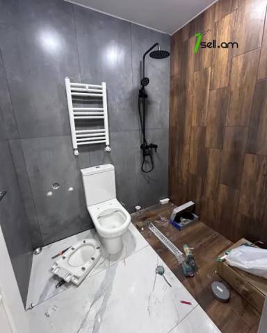 2 սենյականոց բնակարան Աէրացիայի փողոցում, 47 քմ, դիզայներական ոճով վերանորոգված, քարե շենք