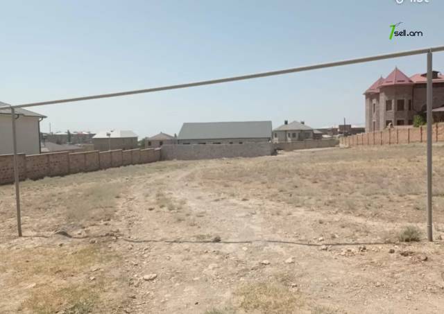 Հողատարածք բնակելի շինությունների համար Պռոշյանում, 1000 ք.մ.