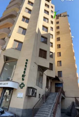 2 սենյականոց բնակարան նորակառույց շենքում Լեռ Կամսարի փողոցում, 90 ք.մ., 2 սանհանգույց