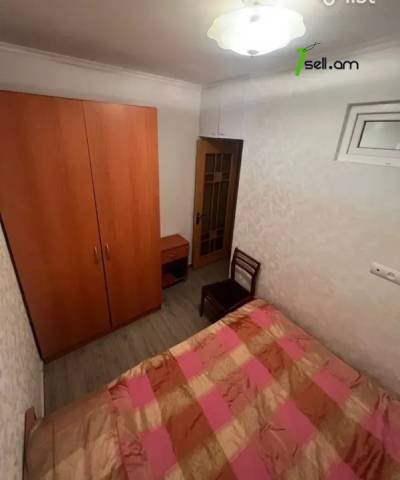 2 սենյականոց բնակարան Մարգարյան փողոցում, 45 ք.մ., 2/5 հարկ, եվրովերանորոգված, քարե շենք