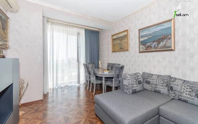 3 սենյականոց բնակարան նորակառույց շենքում Նաիրի Զարյան փողոցում, 113 ք.մ., բարձր առաստաղներ