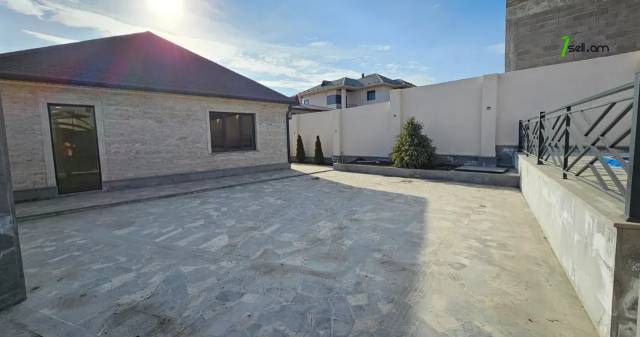 Մեկ հարկանի քարե տուն Սամվել Գևորգյան փողոցում Դավիթաշենում, 505 ք.մ., 3+ սանհանգույց