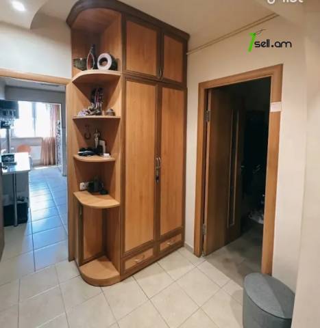 3 սենյականոց բնակարան Մելիք Մելիքյան փողոցում, 75 քմ, 3/9 հարկ, եվրովերանորոգված