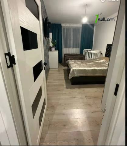 3 սենյականոց բնակարան Արշակունյաց պողոտայում, 90 ք.մ., 6/10 հարկ, 2 սանհանգույց