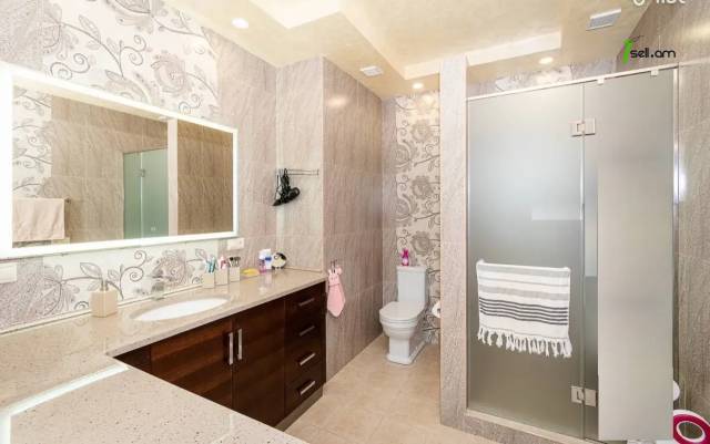 3 սենյականոց բնակարան նորակառույց շենքում Նաիրի Զարյան փողոցում, 113 ք.մ., բարձր առաստաղներ