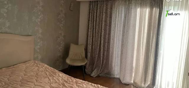 3 սենյականոց բնակարան Նալբանդյան փողոցում, 100 ք.մ., մի քանի պատշգամբ