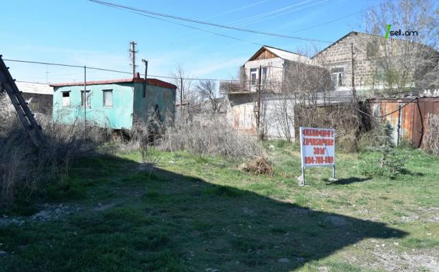 Հողատարածք բնակելի շինությունների համար, Ղուկասյան փողոցի 14-րդ և 15-րդ շարքեր Գյումրիում, 301 քմ