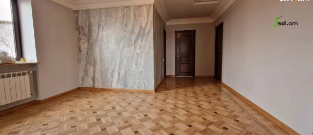 Երեք հարկանի քարե տուն Պտղնիում, 1300 ք.մ., 3+ սանհանգույց, եվրովերանորոգված