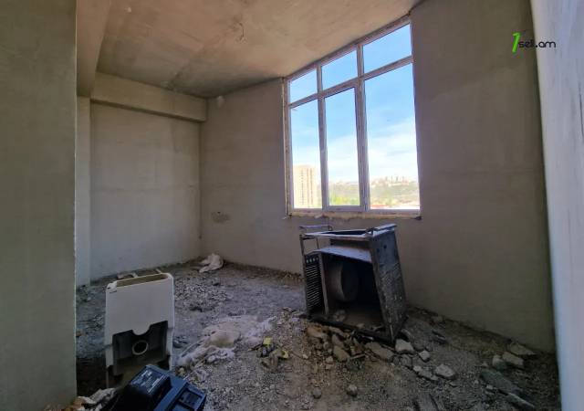 3 սենյականոց բնակարան նորակառույց շենքում, Դավթաշենի 3-րդ զանգված, 75 ք.մ., 2 սանհանգույց