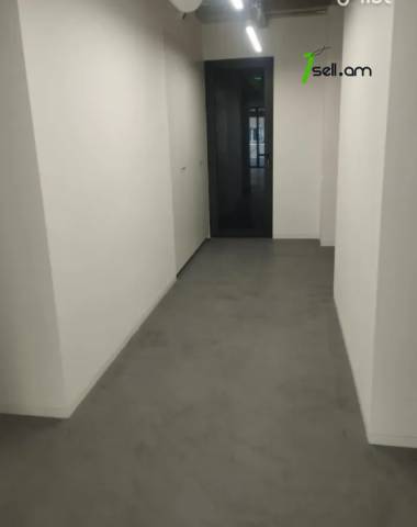 Բազմաֆունկցիոնալ գույք Սայաթ-Նովայի պողոտայում կենտրոնում, 327 ք.մ.