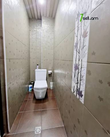 Ընդարձակ 5 սենյականոց բնակարան նորակառույց շենքում Այգեձորի փողոցում, 300 ք.մ., 3+ սանհանգույց