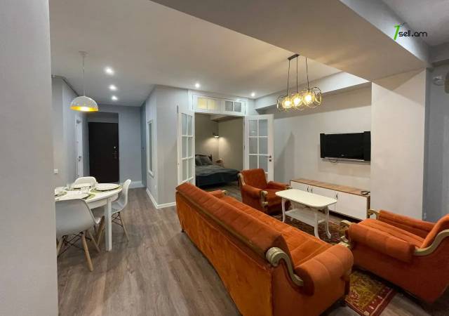 2 սենյականոց բնակարան Նալբանդյան փողոցում, 60 ք.մ., 8/10 հարկ, դիզայներական ոճով վերանորոգված