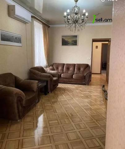 3 սենյականոց բնակարան Ազատության պողոտայում, 70 քմ, 2/5 հարկ, բարձր առաստաղներ, կապիտալ վերանորոգված