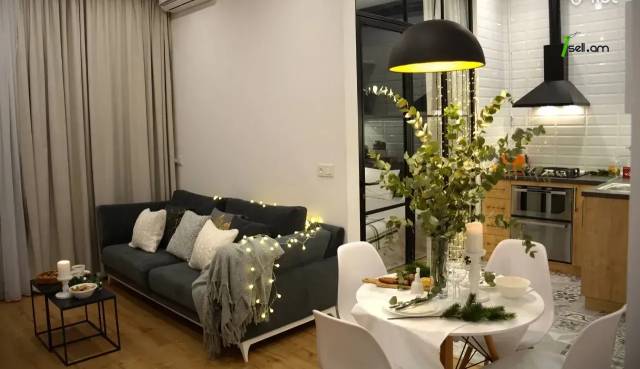 2 սենյականոց բնակարան նորակառույց շենքում Մաշտոցի պողոտայում, 47 ք.մ., բարձր առաստաղներ