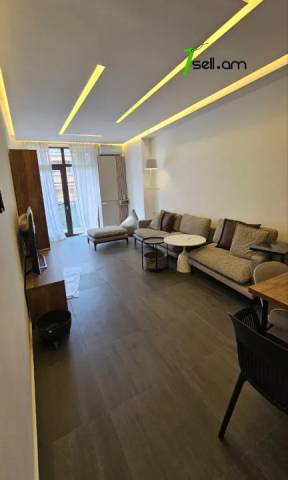 3 սենյականոց բնակարան նորակառույց շենքում Արամի փողոցում, 70 ք.մ., 5/12 հարկ, բարձր առաստաղներ