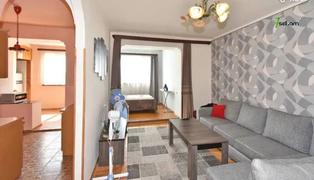 1 սենյականոց բնակարան Գյուլբենկյան փողոցում, 43 քմ, մի քանի պատշգամբ, եվրովերանորոգված, քարե շենք