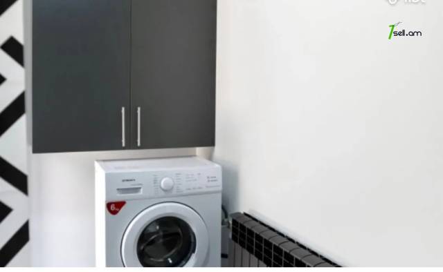 Բազմաֆունկցիոնալ գույք 3-րդ փողոցում Ակունքում, 160 քմ