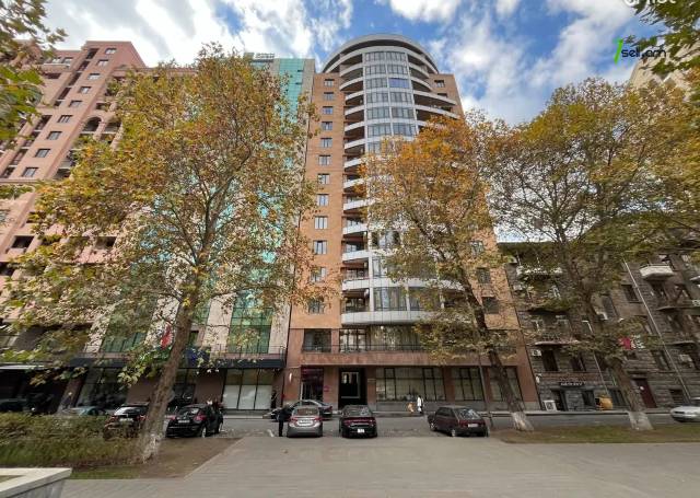 4 սենյականոց բնակարան նորակառույց շենքում Փավստոս Բուզանդի փողոցում, 170 ք.մ., 2 սանհանգույց