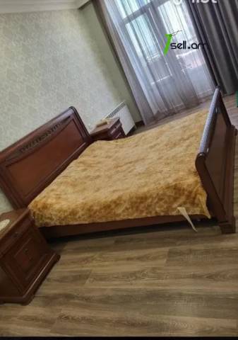5 սենյականոց բնակարան Կոմիտասի պողոտայում, 72 ք.մ., նախավերջին հարկ, կապիտալ վերանորոգված, քարե շենք