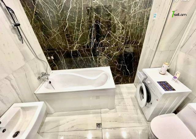 2 սենյականոց բնակարան նորակառույց շենքում Պարույր Սևակի փողոցում, 72 ք.մ., 13/18 հարկ