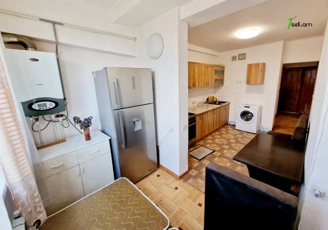 2 սենյականոց բնակարան Տիգրան Մեծի պողոտայում, 80 ք.մ., կապիտալ վերանորոգված