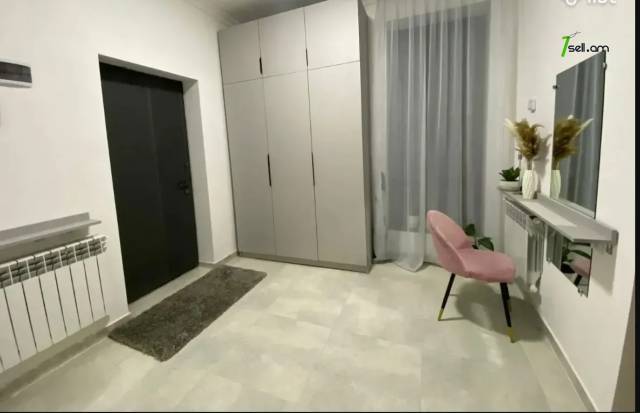 Մեկ հարկանի քարե տուն 16-րդ փողոցում Զովունիում, 60 քմ, կապիտալ վերանորոգված