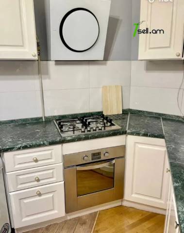 2 սենյականոց բնակարան Բաղրամյան պողոտայում, 60 ք.մ., նախավերջին հարկ, բարձր առաստաղներ