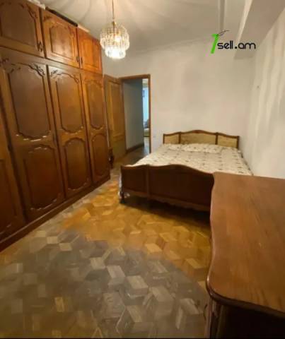 3 սենյականոց բնակարան Ամիրյան փողոցում, 78 ք.մ., 1/9 հարկ