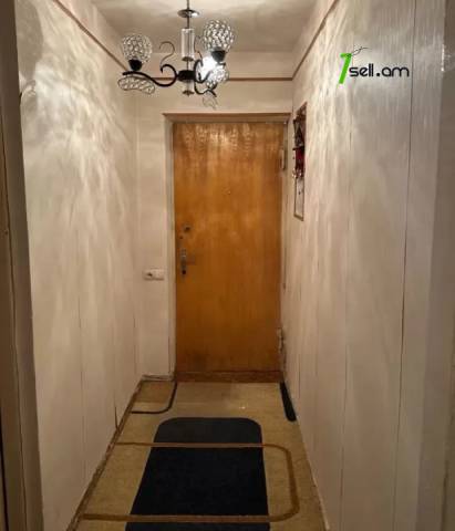 2 սենյականոց բնակարան Կոմիտասի պողոտայում, 55 ք.մ., 3/5 հարկ, կոսմետիկ վերանորոգում, քարե շենք