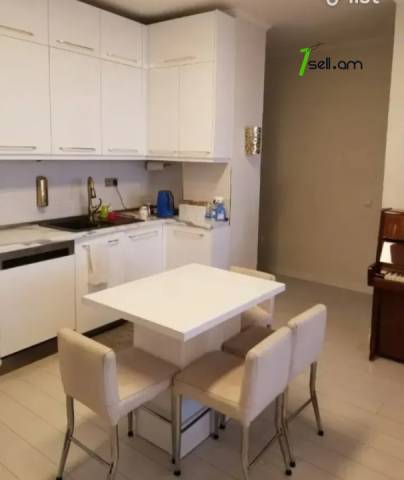 3 սենյականոց բնակարան նորակառույց շենքում Գրիբոյեդովի փողոցում, 77 քմ, 6/15 հարկ, 2 սանհանգույց