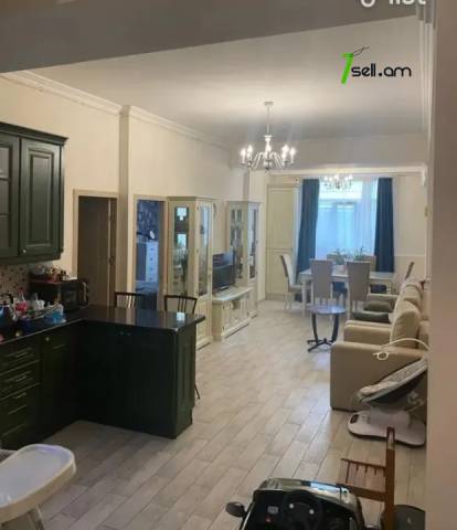 3 սենյականոց բնակարան նորակառույց շենքում Կոմիտասի պողոտայում, 61 ք.մ., 7/16 հարկ, բարձր առաստաղներ