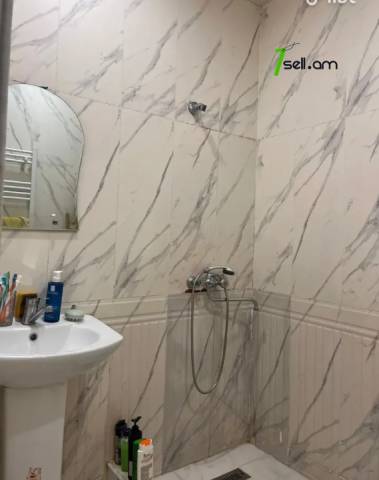 2 սենյականոց բնակարան, Ավան-Առինջ 2-րդ միկրոշրջան, 68 քմ, կապիտալ վերանորոգված