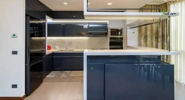 3 սենյականոց բնակարան նորակառույց շենքում Վազգեն Սարգսյանի փողոցում, 120 քմ, 6/10 հարկ