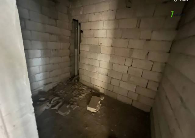 Ընդարձակ 4 սենյականոց բնակարան նորակառույց շենքում Աբովյան փողոցում, 225 քմ, 6/14 հարկ