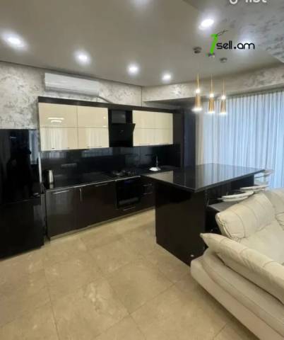 4 սենյականոց բնակարան նորակառույց շենքում Լվովյան փողոցում, 140 ք.մ., 2/16 հարկ, 2 սանհանգույց