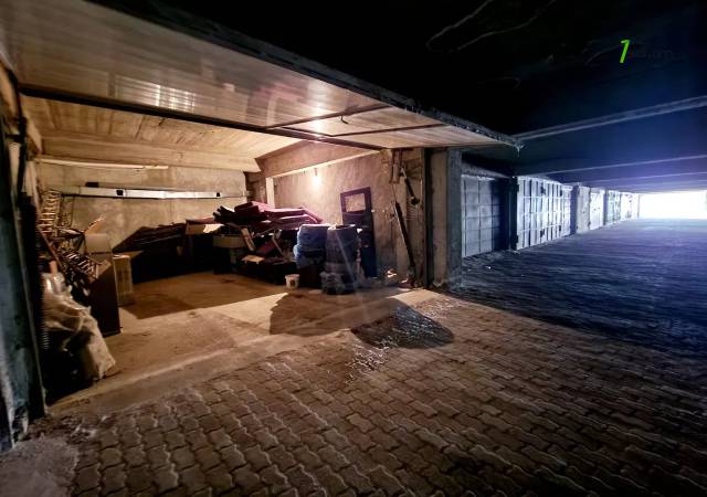 Ընդարձակ 5 սենյականոց բնակարան նորակառույց շենքում Այգեձորի փողոցում, 300 ք.մ., 3+ սանհանգույց