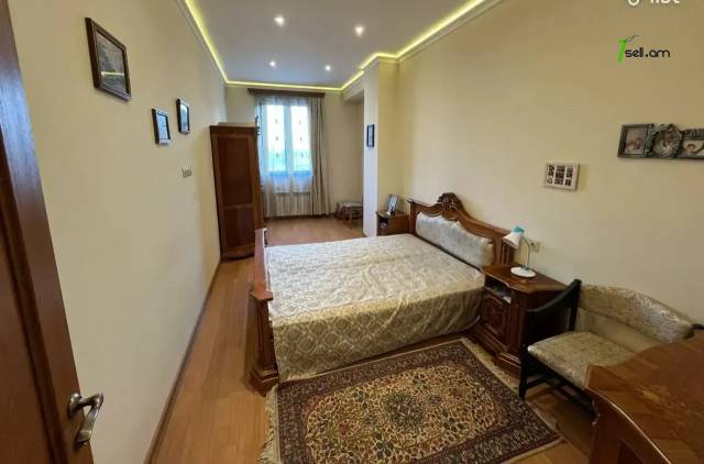 3 սենյականոց բնակարան նորակառույց շենքում Գրիբոյեդովի փողոցում, 116 քմ, 11/16 հարկ, 2 սանհանգույց