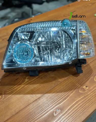 Nissan X-Trail T30 2007թ Դիմացի լուսարձակներ, օրիգինալ
