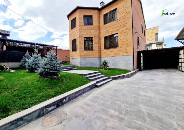 Երկու հարկանի տուն Հրաչյա Աճառյան փողոցում Ավանում, 440 ք.մ., 2 սանհանգույց, կապիտալ վերանորոգված