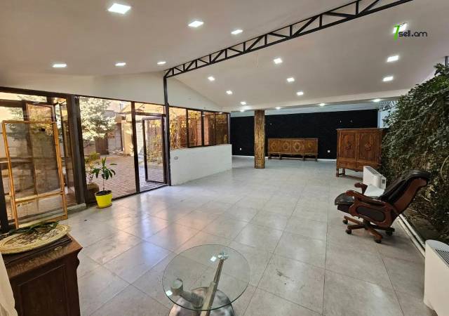 Բազմաֆունկցիոնալ գույք Կիևյան փողոցում Արաբկիրում, 475 ք.մ.